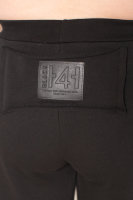 Брюки H-4 00450BK Брюки выполнены из мягкой трикотажной ткани трёхнитка, отделка - накладные карманы, аппликация с логотипом фирмы.