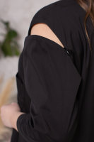 Рубашка DP 70020BK Рубашка выполнена из хлопковой ткани, по бокам - вставки из гофрированной вискозы и сетки (сетка - внутри).