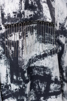 Рубашка DP 70033WH Плотная, струящаяся, шелковистая ткань - атлас (вискоза 100%). Отделка - лента с металлом.