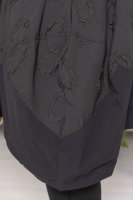 Куртка (осень-весна) H-4 01644BK Куртка выполнена из рельефной ткани, утеплитель - тонкий слой синтепона, подкладка полиэстер 100%. Отделочная ткань - плащёвка.