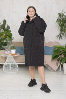 Пальто с капюшоном DV 23308BK Пальто - из стёганой плащёвки (утеплитель - синтепон), подкладка - полиэстер 100%, двойная застёжка - молния и кнопки.