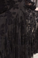Комплект (платье и сарафан) DRK P6618BK Эффектный вечерний комплект: платье выполнено из фатина (полиэстер 100%), сарафан - из трикотажной ткани (вискоза 60% полиэстер 36% эластан 4%). Фатин - с бархатным накатом.