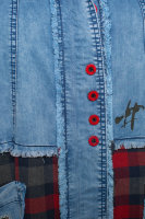 Кардиган джинсовый с капюшоном MY 20288BL Кардиган выполнен из тонкой шелковистой джинсовой ткани (тенсель) и мягкой бархатистой ткани в клетку, похожей на фланель. Отделка - аппликация с вышивкой и стразами, принт, необработанные края.