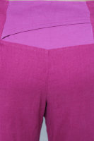Брюки DH 1694BRD Яркие льняные брюки с карманами благодаря трикотажными вставками на поясе идеально садятся практически на любую фигуру.
