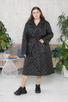 Пальто с поясом DV 23311BK Классическое пальто из стёганой плащёвки (утеплитель - синтепон), подкладка - полиэстер 100%.