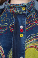 Куртка джинсовая с капюшоном MY 20293BL Куртка выполнена из джинсовой ткани, капюшон - отстёгивается. Отделка - яркая вышивка, необработанные края.