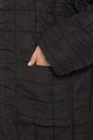 Пальто с капюшоном RF 4576BK Пальто выполнено из стёганой двухслойной ткани, утеплитель - синтепон, стёганая подкладка.