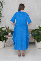 Платье MY 23139BL Платье - из марлёвки (ткань не тянется), в рукавах - вставки из трикотажной ткани. Аксессуар (кулон) - в комплекте. 