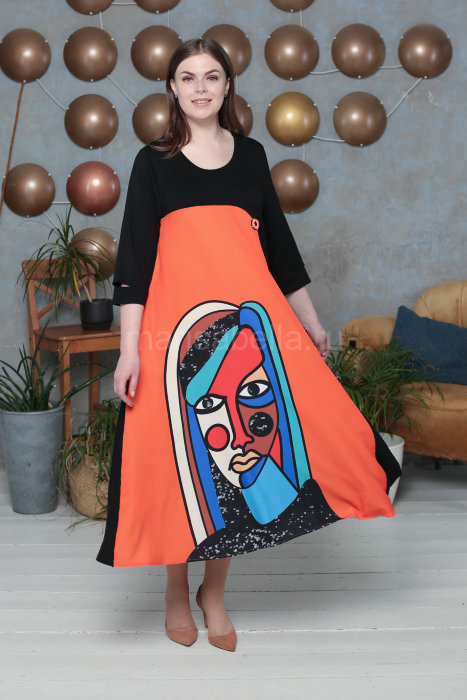 Платье CNG 1512BK Вставка - из шелковистой ткани с ярким принтом.