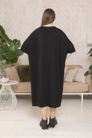 Платье DP 20026BK Мягкая трикотажная ткань-викоза, необработанные края, швы наружу. Отделка - накладной карман с лазерной перфорацией.