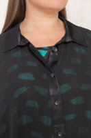 Рубашка DP 70034BK Рубашка выполнена из шифона, отделочная ткань - атлас.