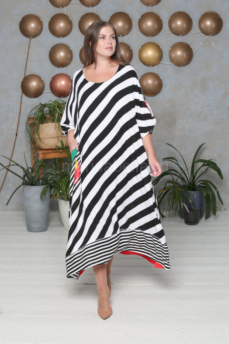 Платье CNG 1585BW Платье выполнено из штапеля, отделка - яркий принт на кармане.