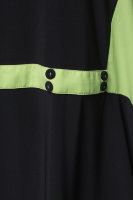 Платье CNG 1328BK Платье отделано аппликацией из 100% вискозы.