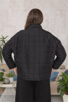 Куртка RF 4574BK Куртка выполнена из стёганой двухслойной ткани, утеплитель - синтепон, стёганая подкладка.